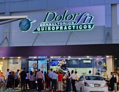 Fachada de Dolorfin Cumbres Monterrey en Monterrey, Nuevo León